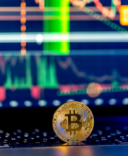 Il team di BTC320 Aurelixis durante l'analisi di mercato